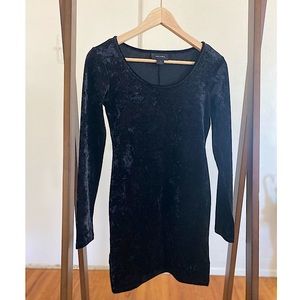 Black velvet dress, long sleeve